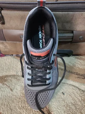Skechers Memory Foam