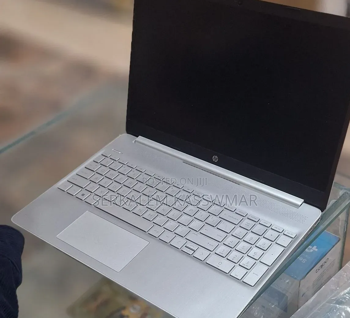 New Laptop HP Stream Notebook 8GB Intel Core 3 SSD 512GB