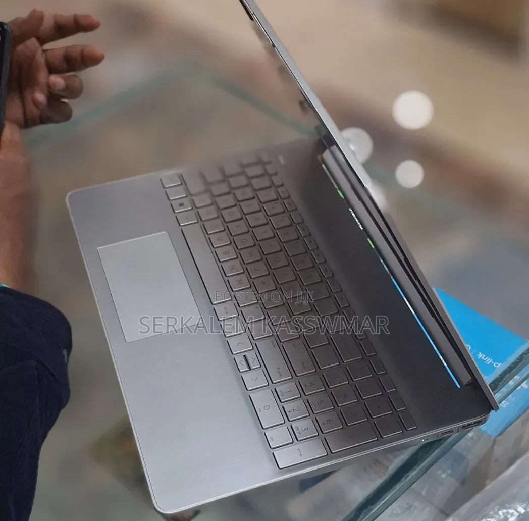 New Laptop HP Stream Notebook 8GB Intel Core 3 SSD 512GB