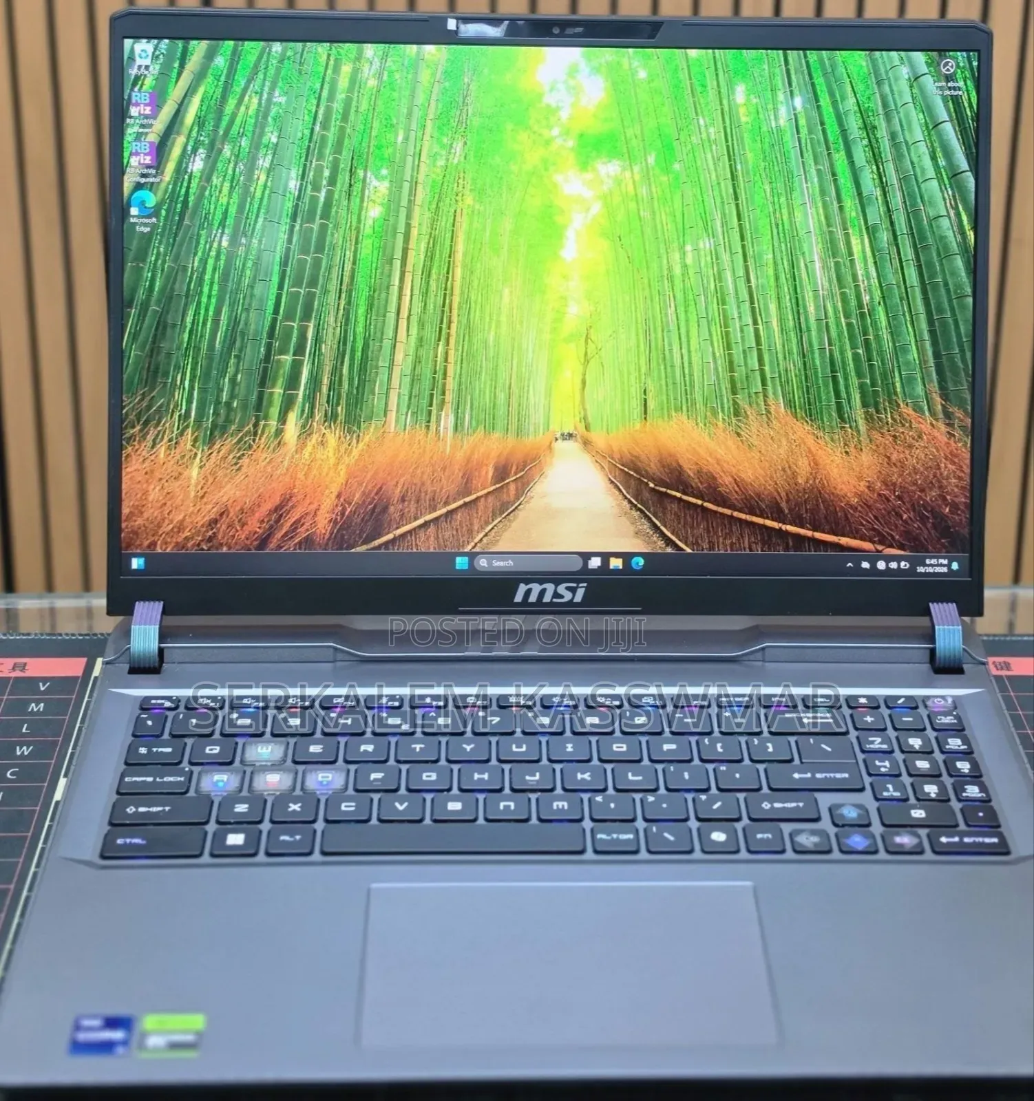 New Laptop MSI Vector GP68 HX 13V 32GB Intel Core i9 SSD 1T