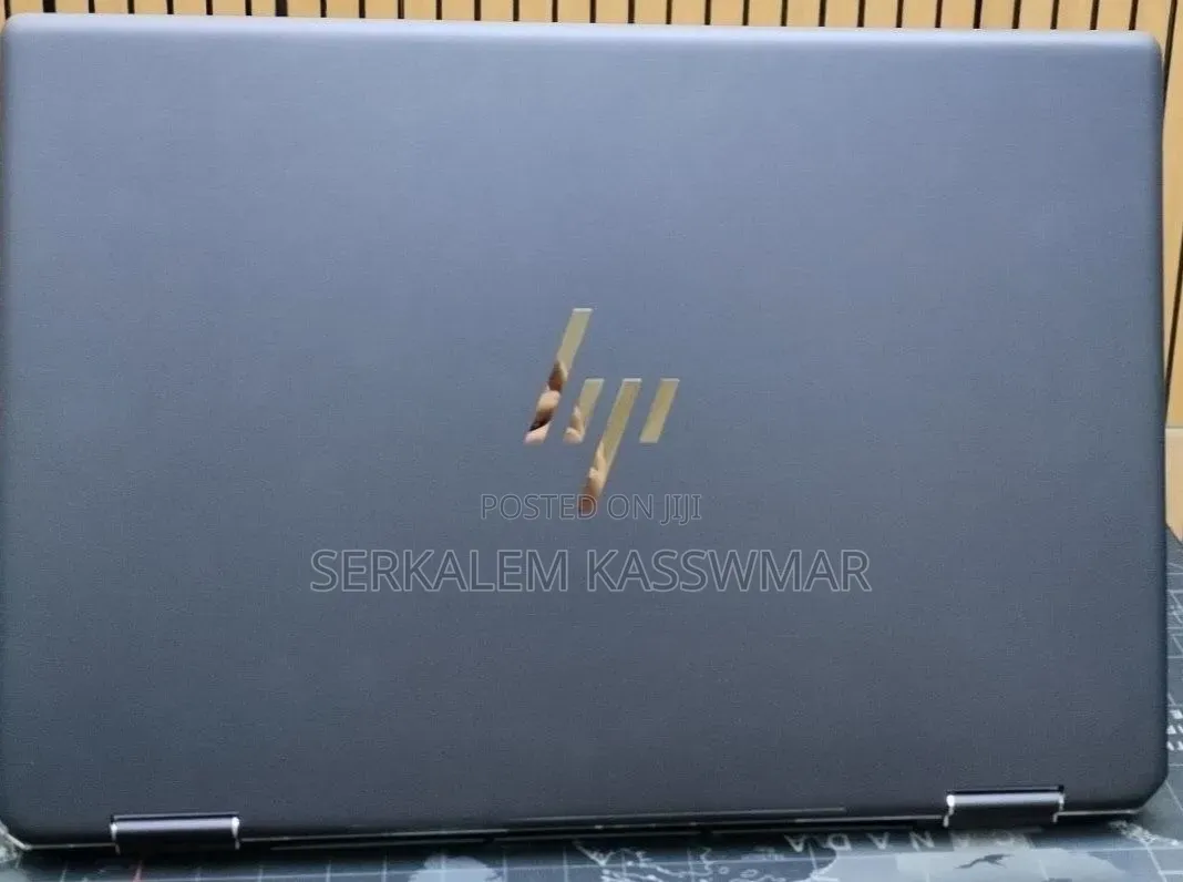 New Laptop HP Spectra 13 16GB Intel Core i7 SSD 512GB