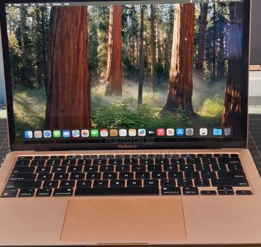 New Laptop Apple MacBook Air 2020 M1 8GB Apple M1 SSD 256GB