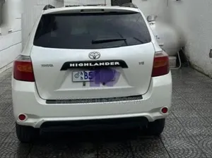 Toyota Highlander 2010 White