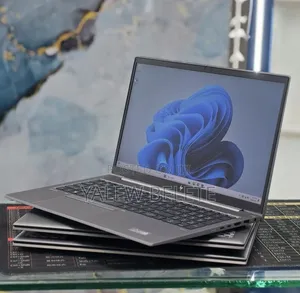 New Laptop HP ZBook 15 16GB Intel Core i5 SSD 512GB