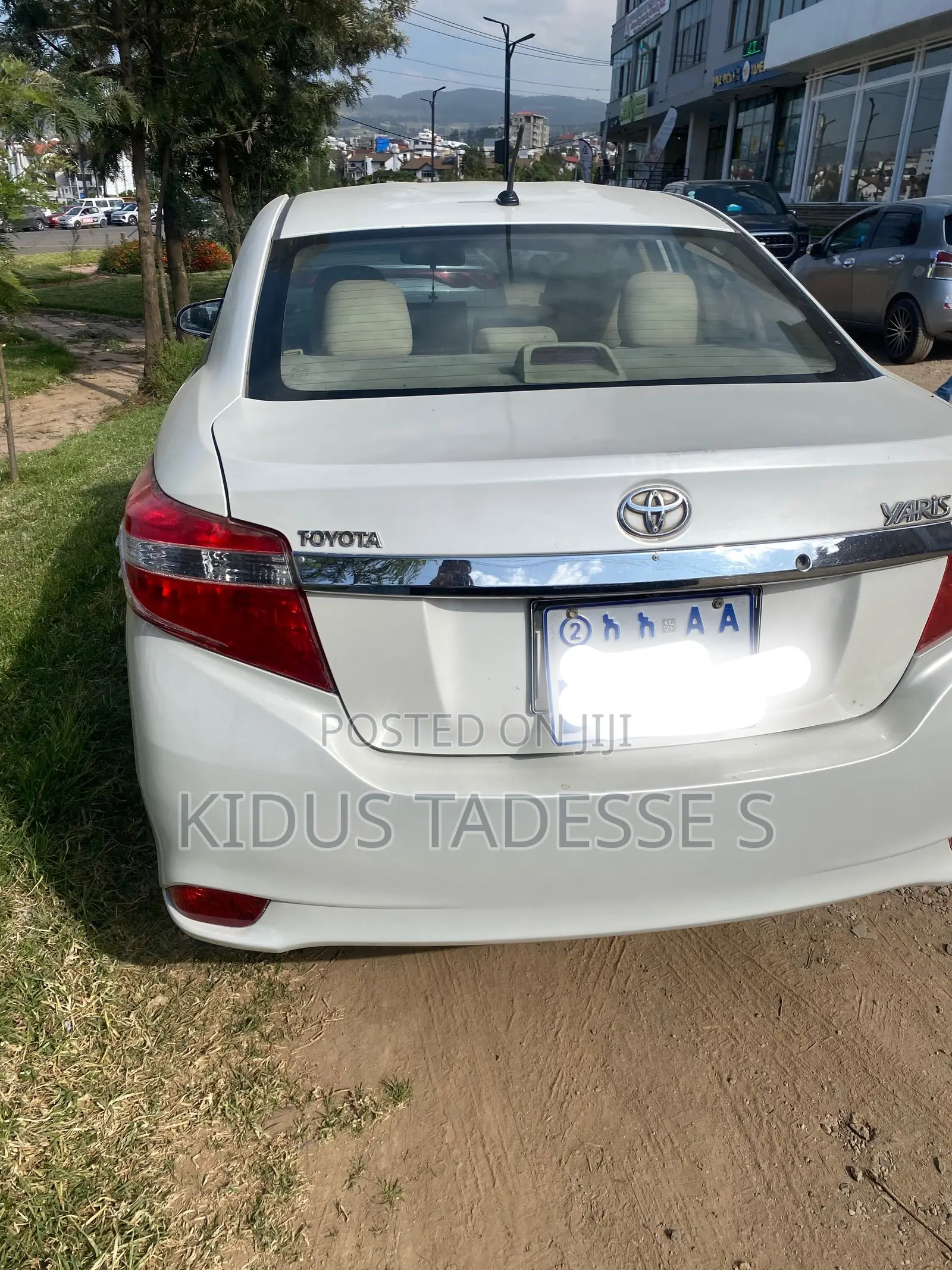 Toyota Yaris 2016 White