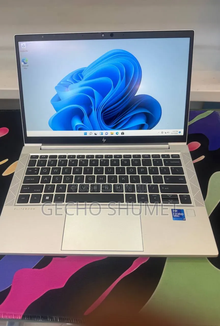 New Laptop HP EliteBook 830 16GB Intel Core i7 SSD 512GB