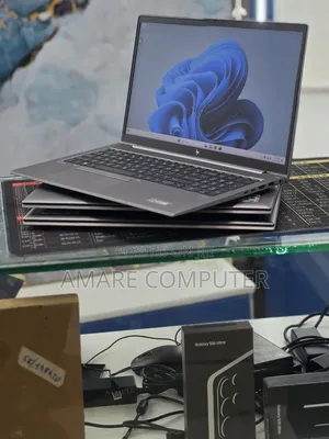 New Laptop HP ZBook 15 16GB Intel Core i5 SSD 512GB