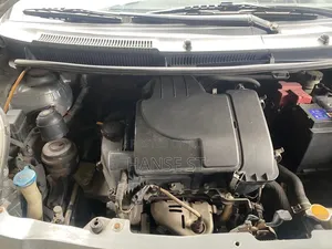 Toyota Yaris 1.0 VVT-i 2008 Gray