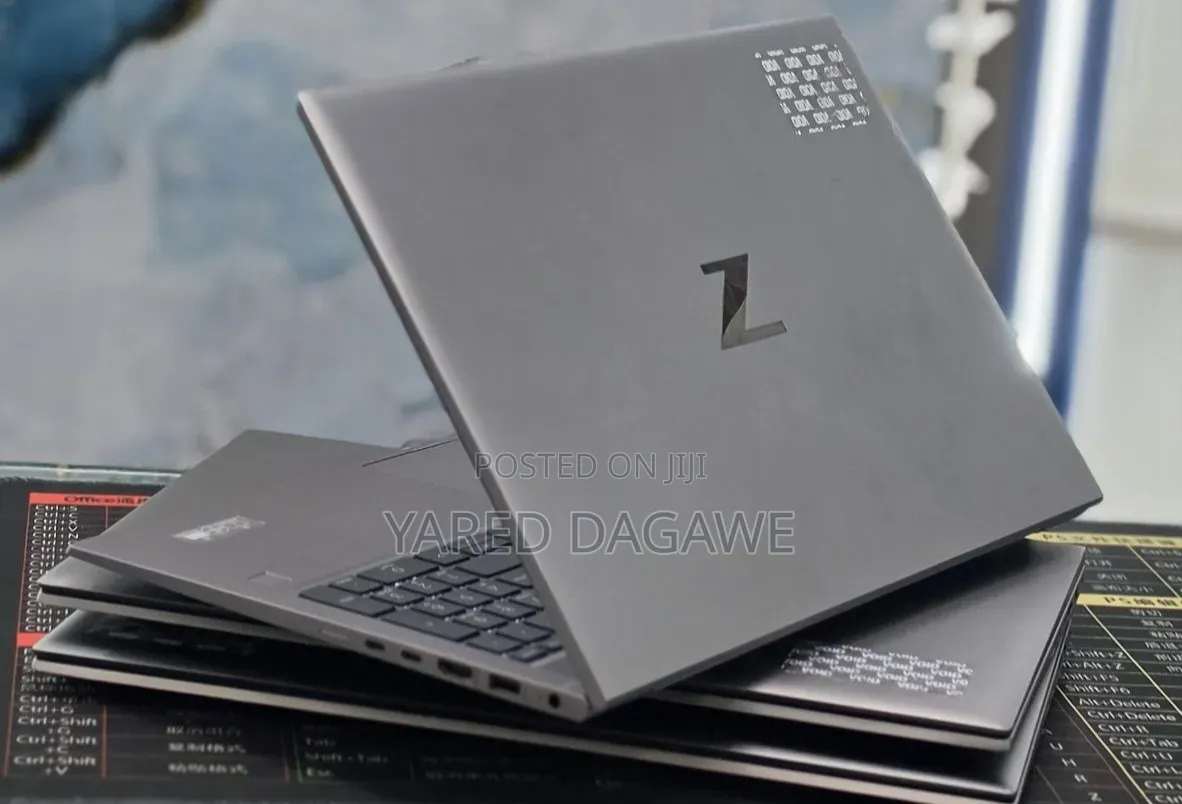 New Laptop HP ZBook 15 16GB Intel Core i5 SSD 512GB
