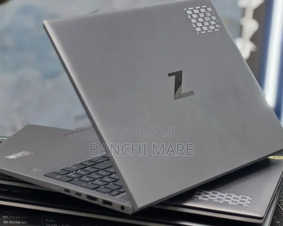 New Laptop HP ZBook 15 16GB Intel Core i5 SSD 512GB