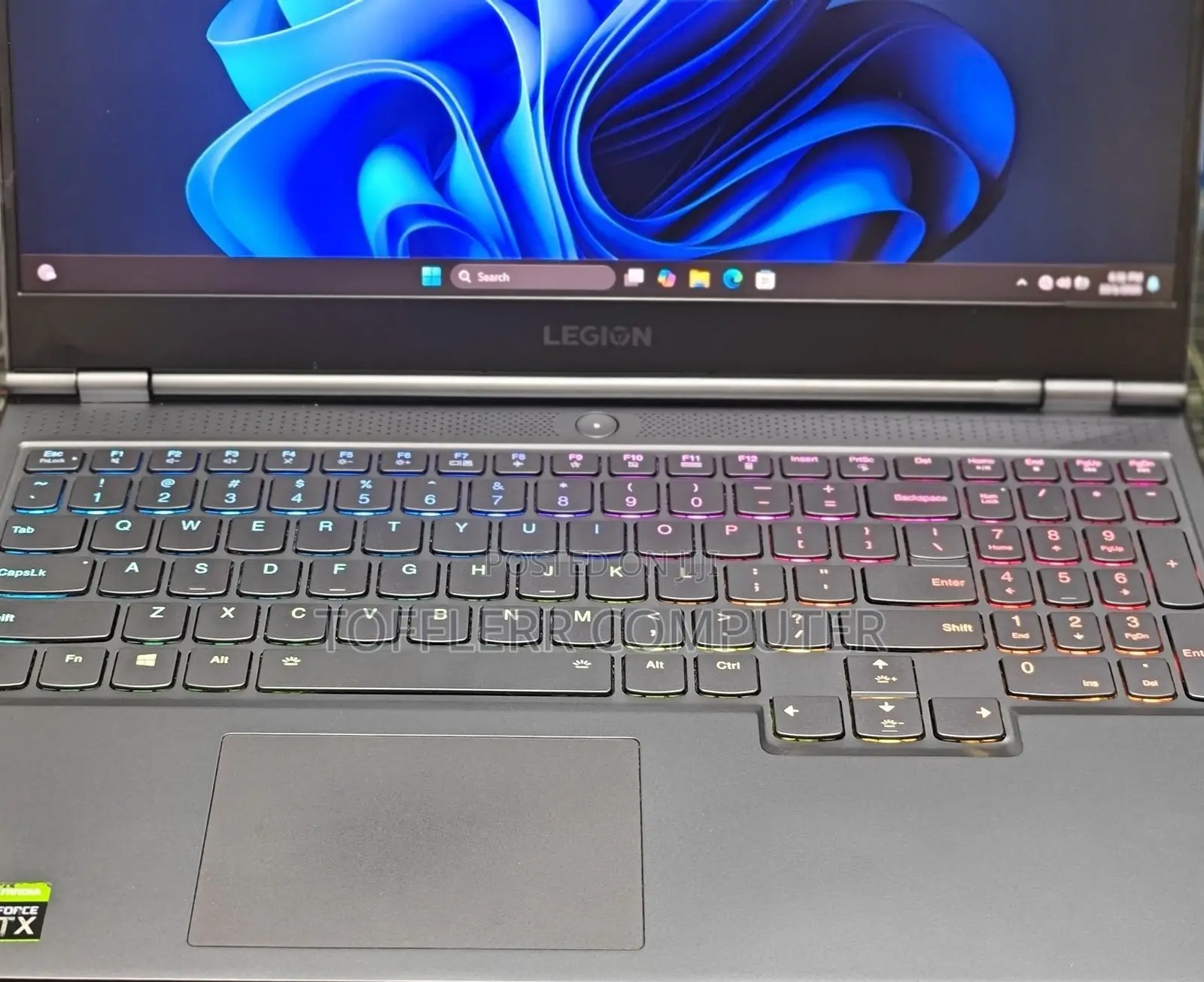 New Laptop Lenovo Legion 5 16GB AMD Ryzen 7 SSD 512GB