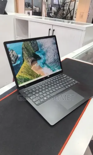 New Laptop Microsoft Surface Laptop 5 16GB Intel Core i7 SSD 256GB