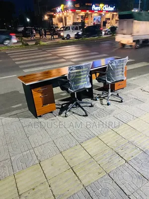Office Table የቢሮ ጠረቤዛ