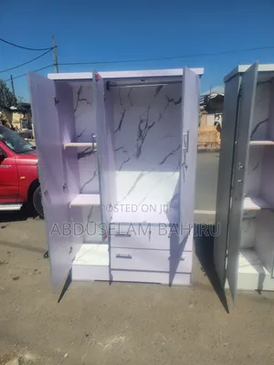 1.20m Closet ቁምሳጥኖች በ 21,800