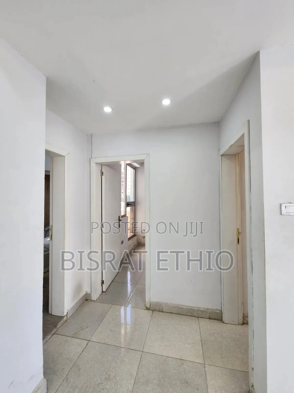 3bdrm Apartment in Bulbula, Bole for sale