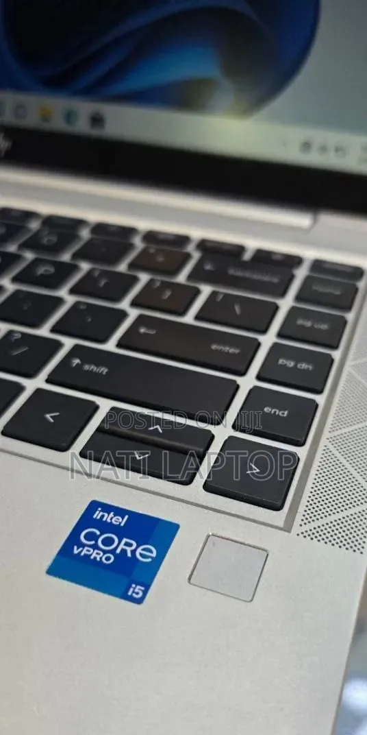 New Laptop HP EliteBook 840 G8 16GB Intel Core i5 SSD 512GB