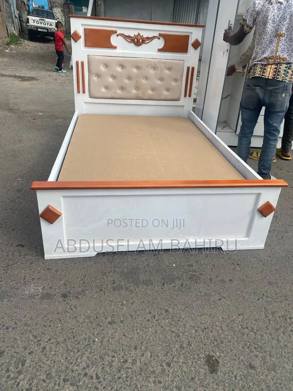 አልጋ+ቁምሳጥን=43,800