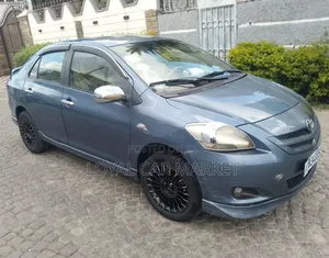 Toyota Yaris 2008 Gray