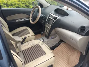 Toyota Yaris 2008 Gray