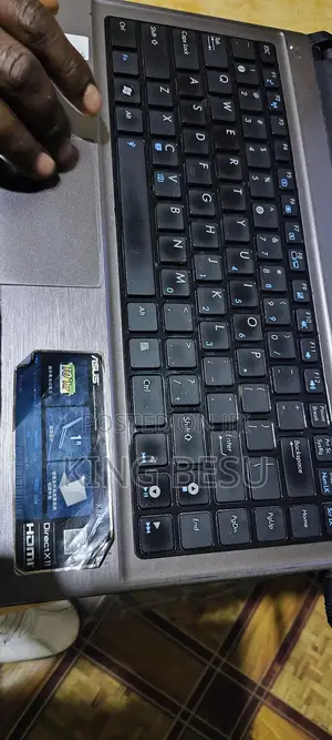 Laptop Asus X401U 3GB Intel Core 3 HDD 320GB