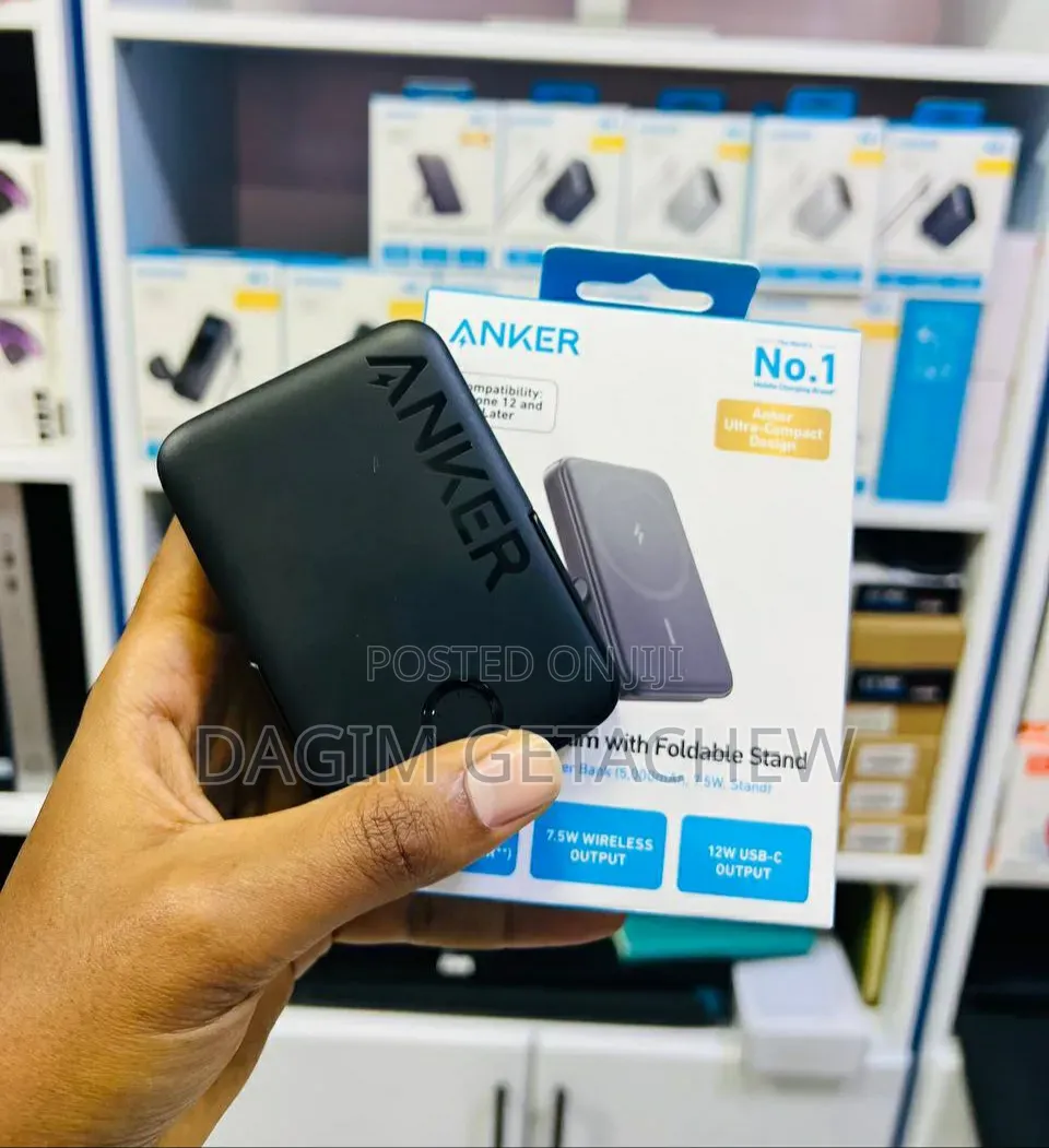 Anker MagSafe Power Bank 5,000mAh Slim Wireless Portable Charger