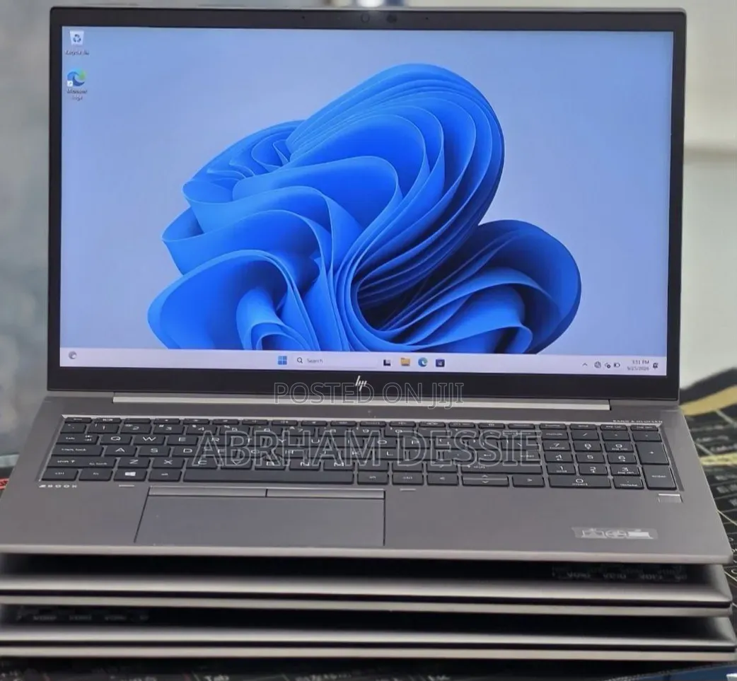 New Laptop HP 16GB Intel Core i5 SSD 512GB