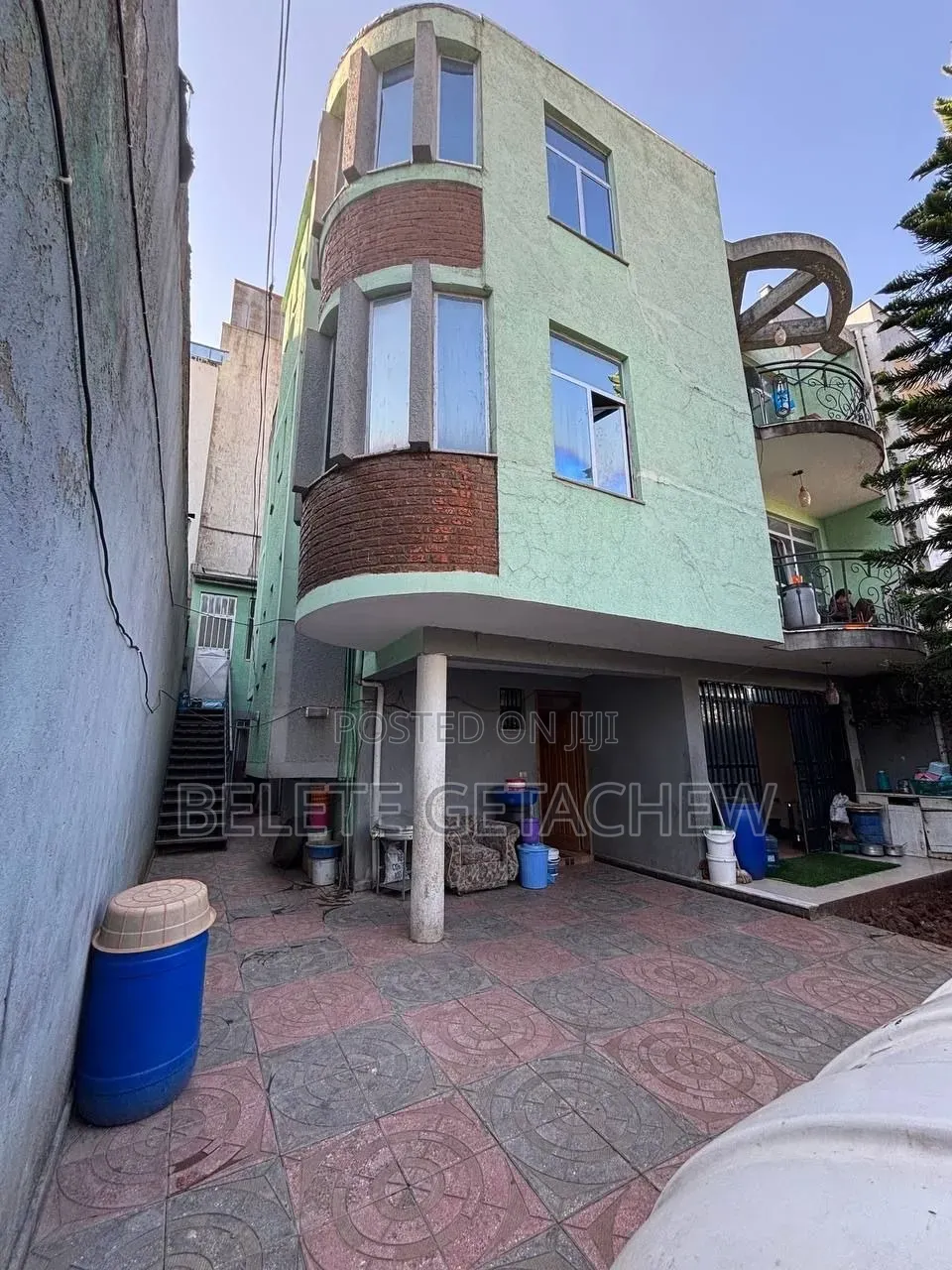 6bdrm House in Lebu, G+2 House For, Nifas Silk-Lafto for sale