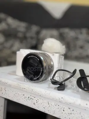 Sony Zv-E10 Mirror Less Urgent