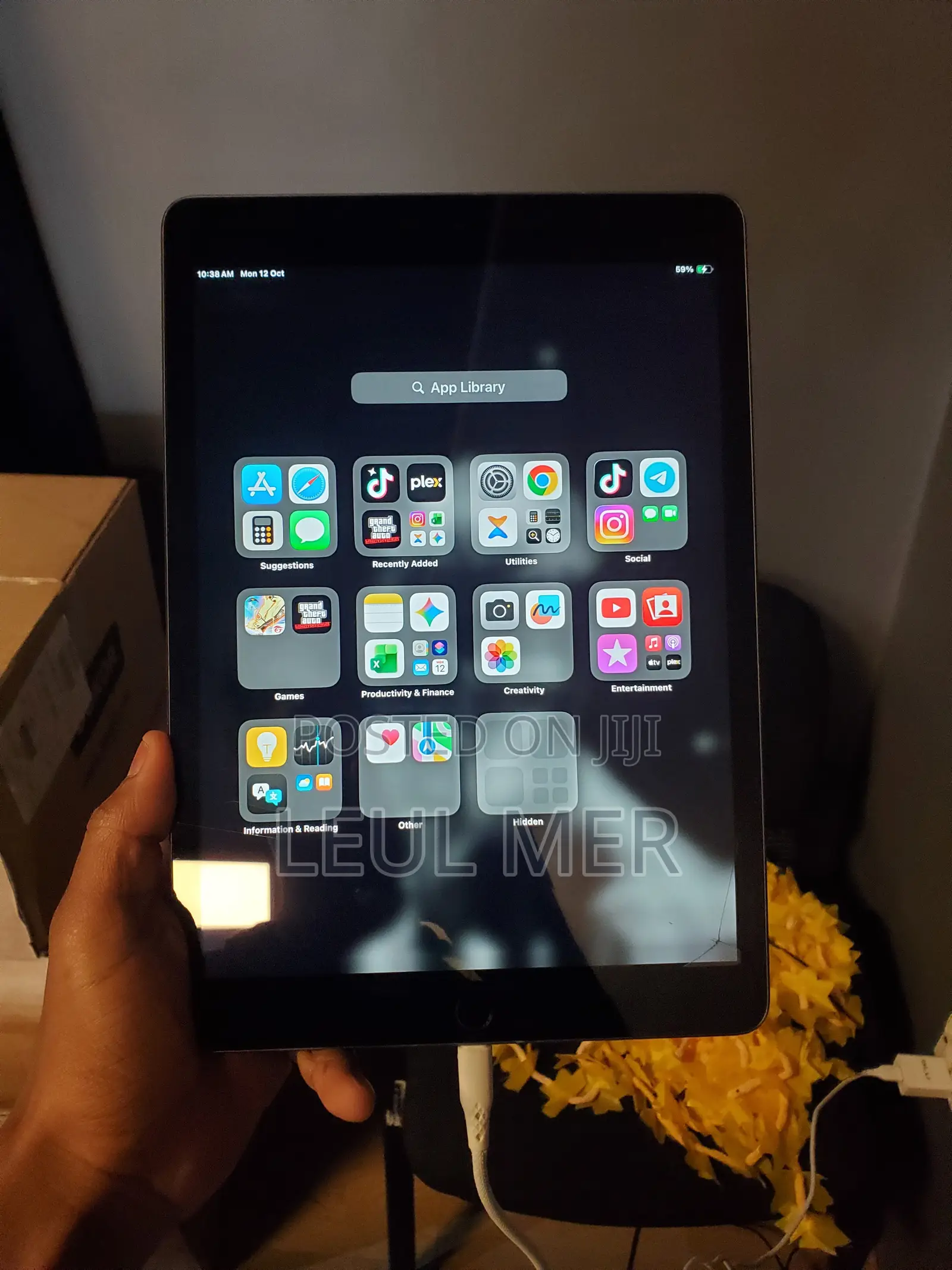 Apple iPad 10.2 (2019) 32 GB Gray
