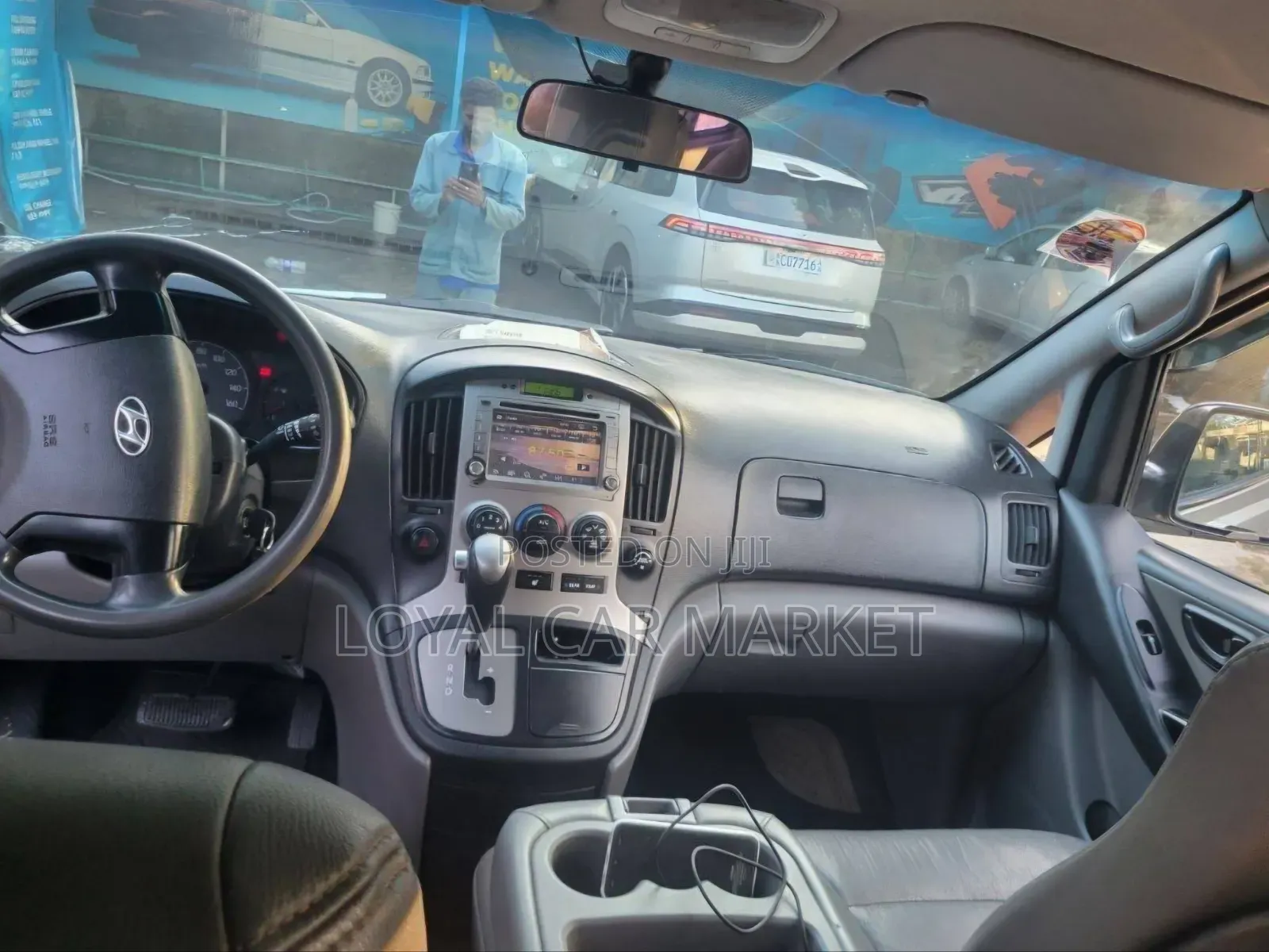 Hyundai Starex 2016 Silver