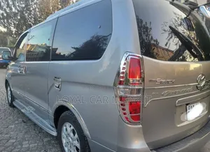 Hyundai Starex 2016 Silver