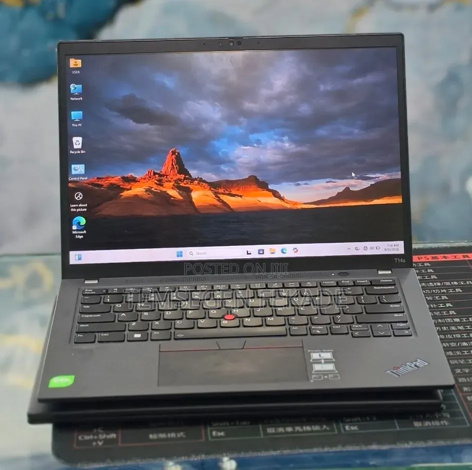 New Laptop Lenovo ThinkPad T14s Gen 2 32GB Intel Core i7 SSD 512GB
