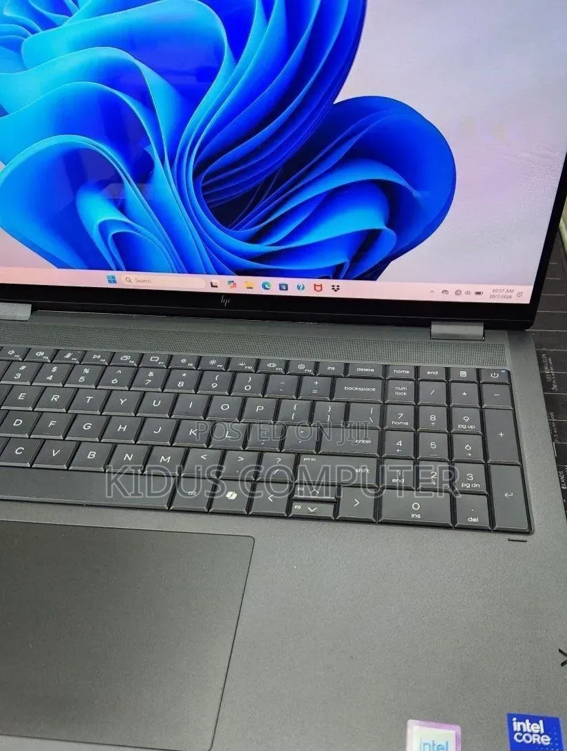 New Laptop HP OmniBook X Flip 14" 16GB Intel Core Ultra 7 SSD 1T