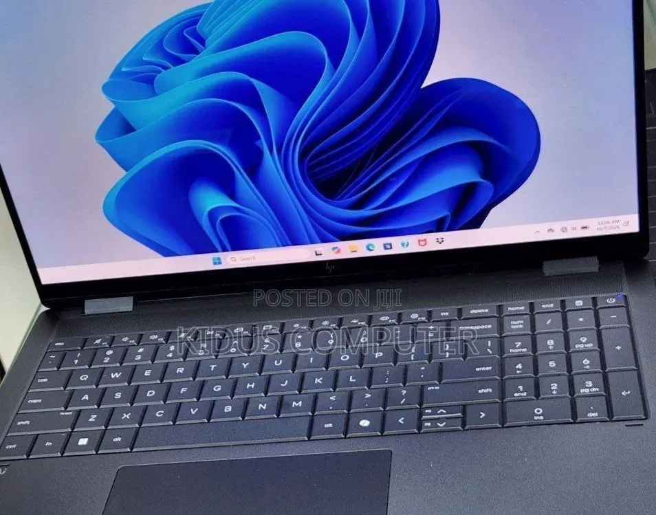 New Laptop HP OmniBook X Flip 14" 16GB Intel Core Ultra 7 SSD 1T
