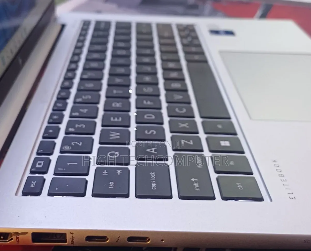 New Laptop HP EliteBook 840 G9 16GB Intel Core i5 SSD 512GB