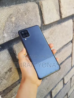 Samsung Galaxy A12 64 GB Black