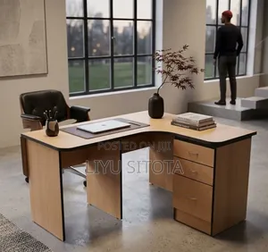 Moderate L-Shape Office Table