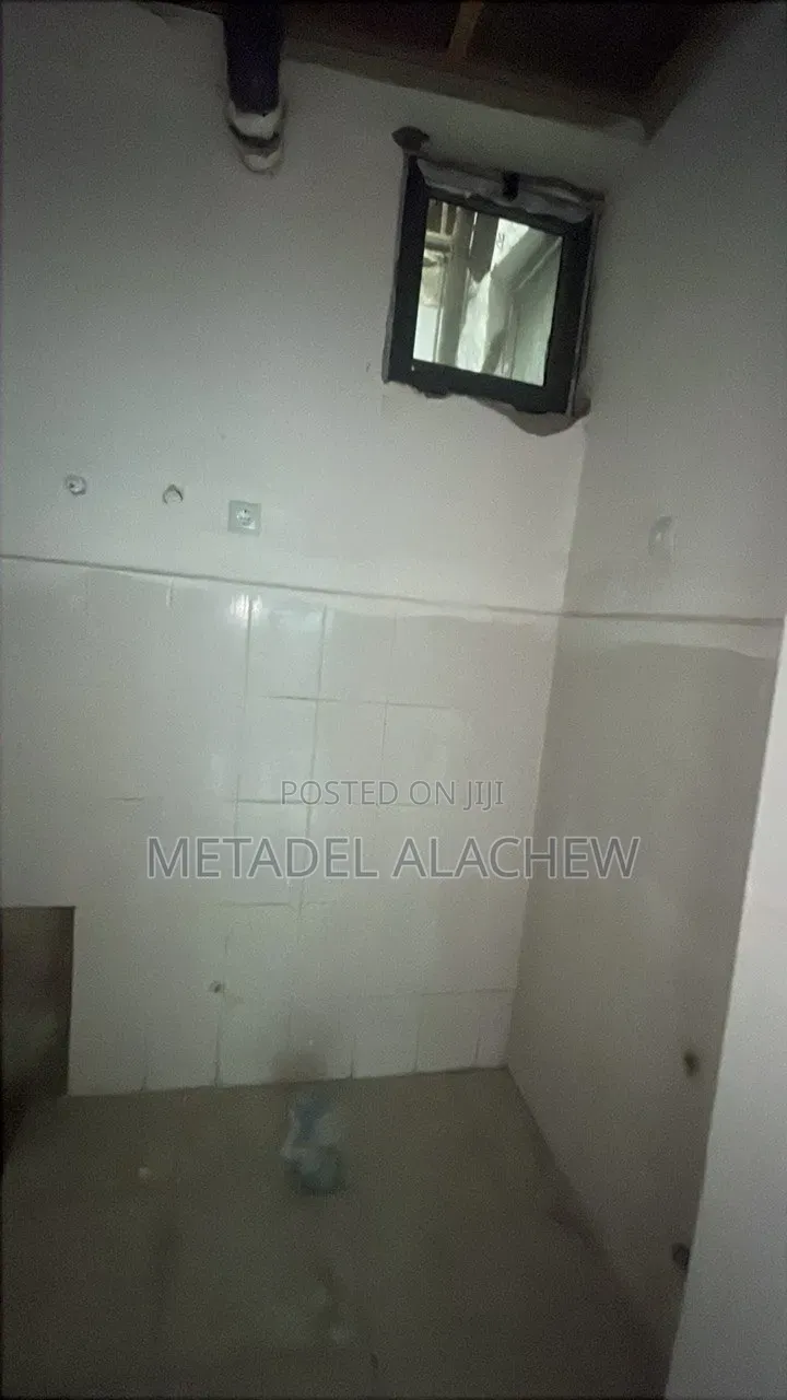 Furnished 2bdrm Apartment in Yeka for sale