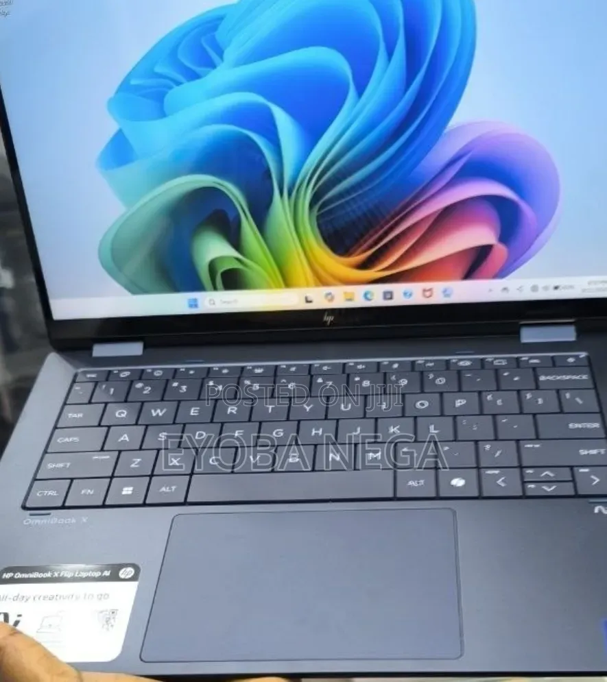 New Laptop HP OmniBook X Flip 14" 16GB Intel Core Ultra 7 SSD 1T