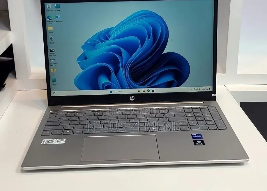 New Laptop HP Stream Notebook 16GB Intel Core i7 SSD 1T