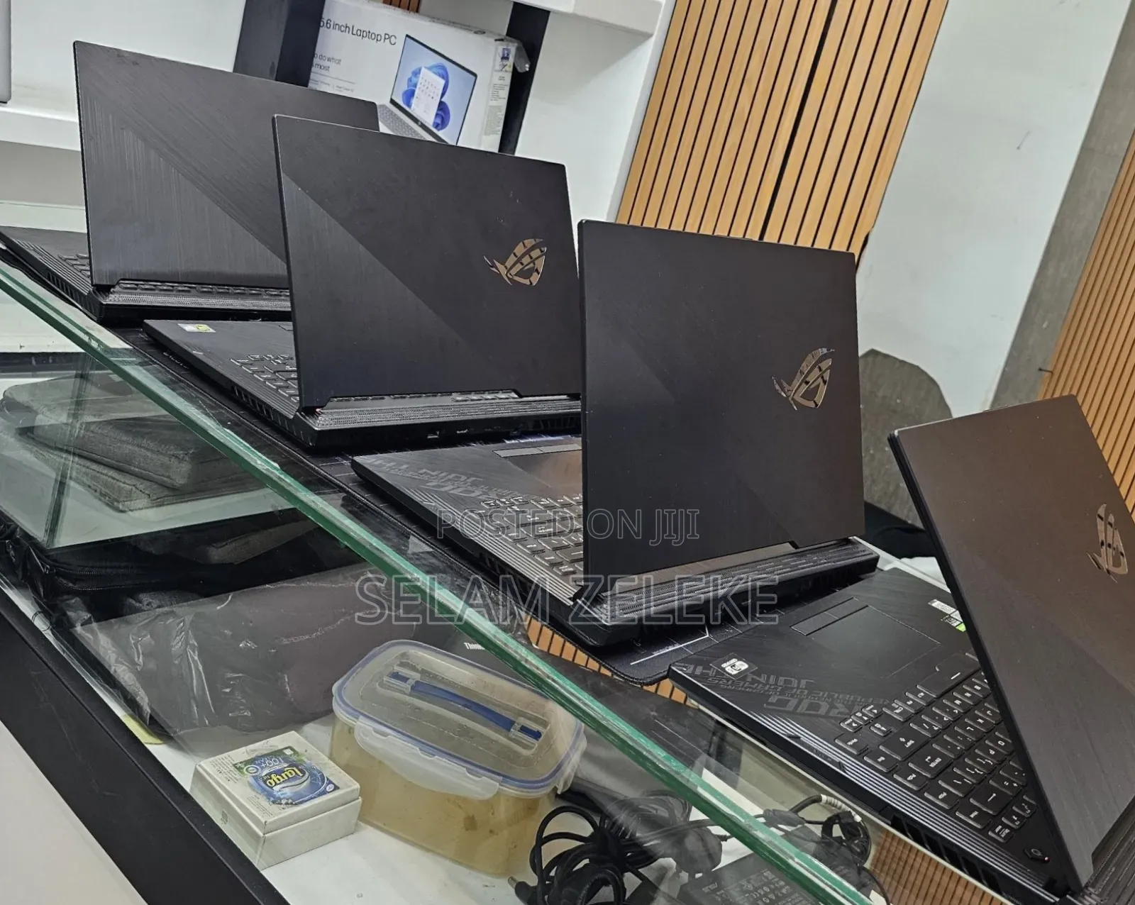 New Laptop Asus 16GB Intel Core i7 SSD 512GB