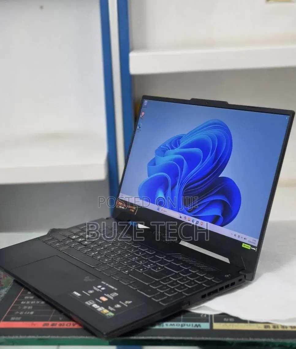 New Laptop Asus TUF Gaming F15 16GB Intel Core i7 SSD 1T