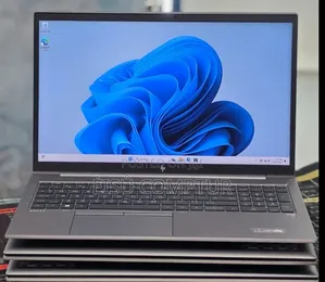 New Laptop HP ZBook Studio G8 16GB Intel Core i5 SSD 512GB