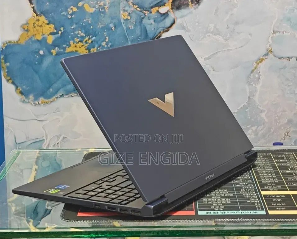 New Laptop HP Victus 15 16GB Intel Core i5 SSD 1T