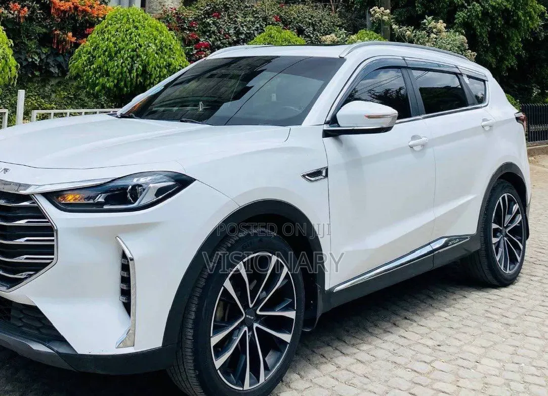 Jetour X70 Plus 2022 White