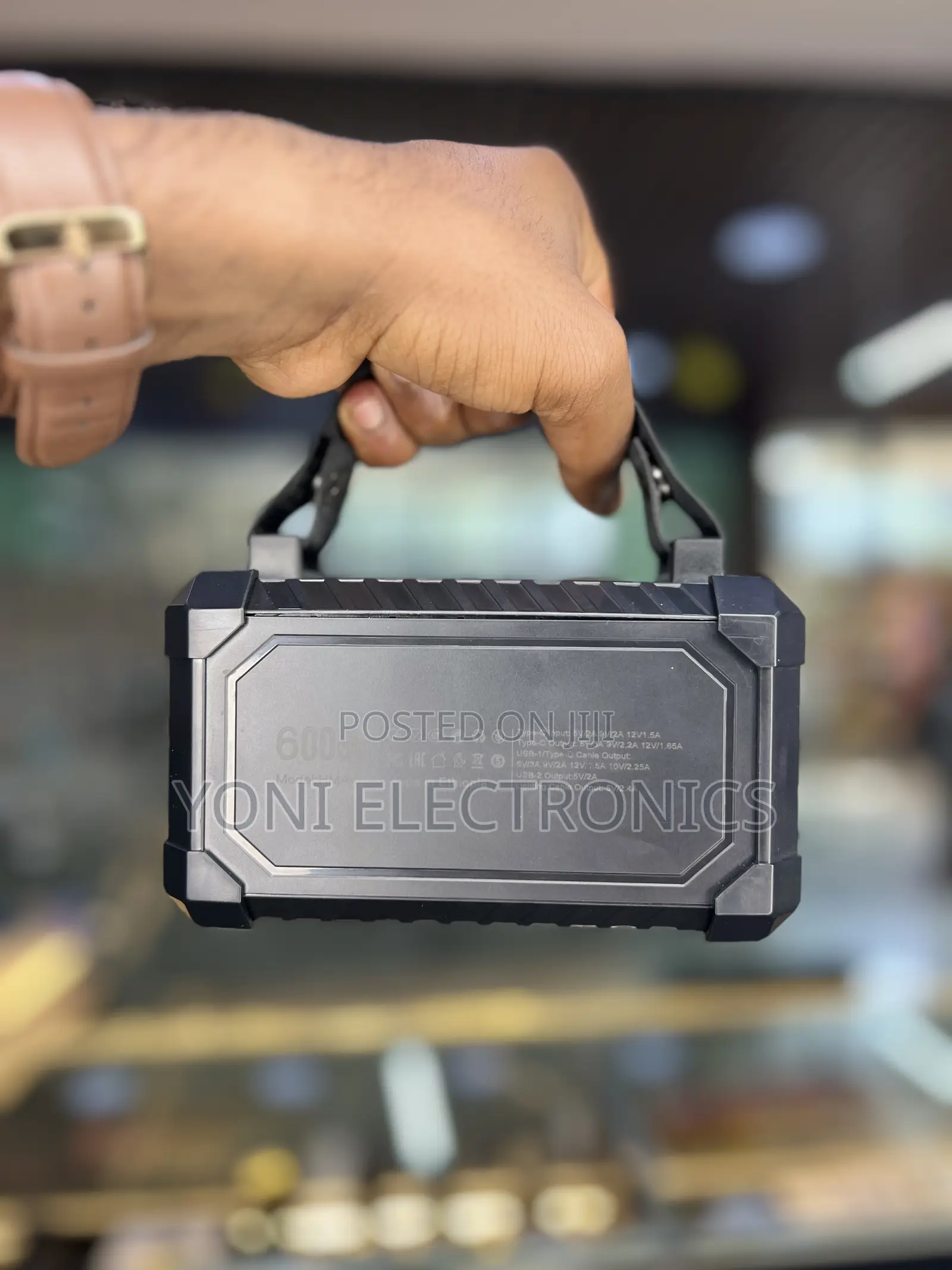 Rugga’s 60,000mAh Heavy-Duty Power Bank (HMA-60)