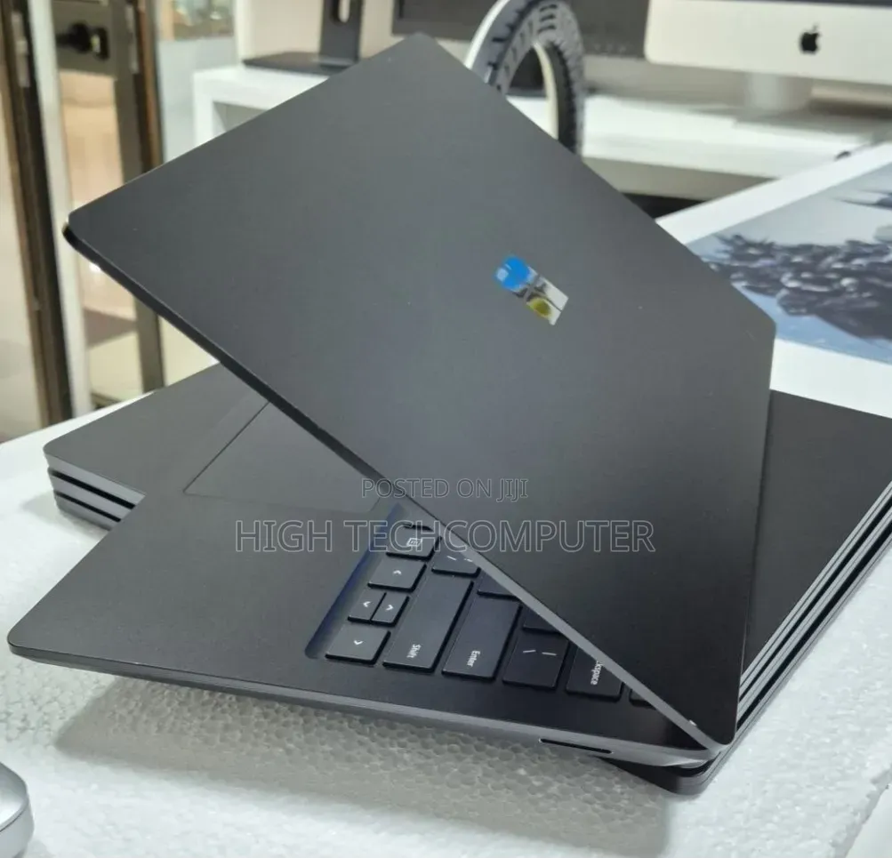 New Laptop Microsoft Surface Laptop 3 16GB Intel Core i7 SSD 256GB