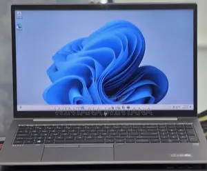 New Laptop HP ZBook 15 16GB Intel Core i5 SSD 512GB