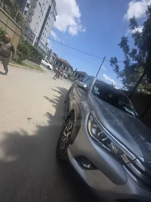 Toyota Hilux 2017 Silver
