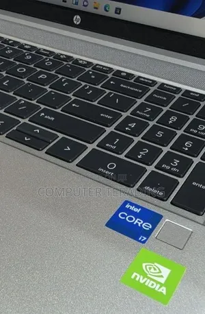 New Laptop HP ProBook 450 G8 16GB Intel Core i7 SSD 512GB